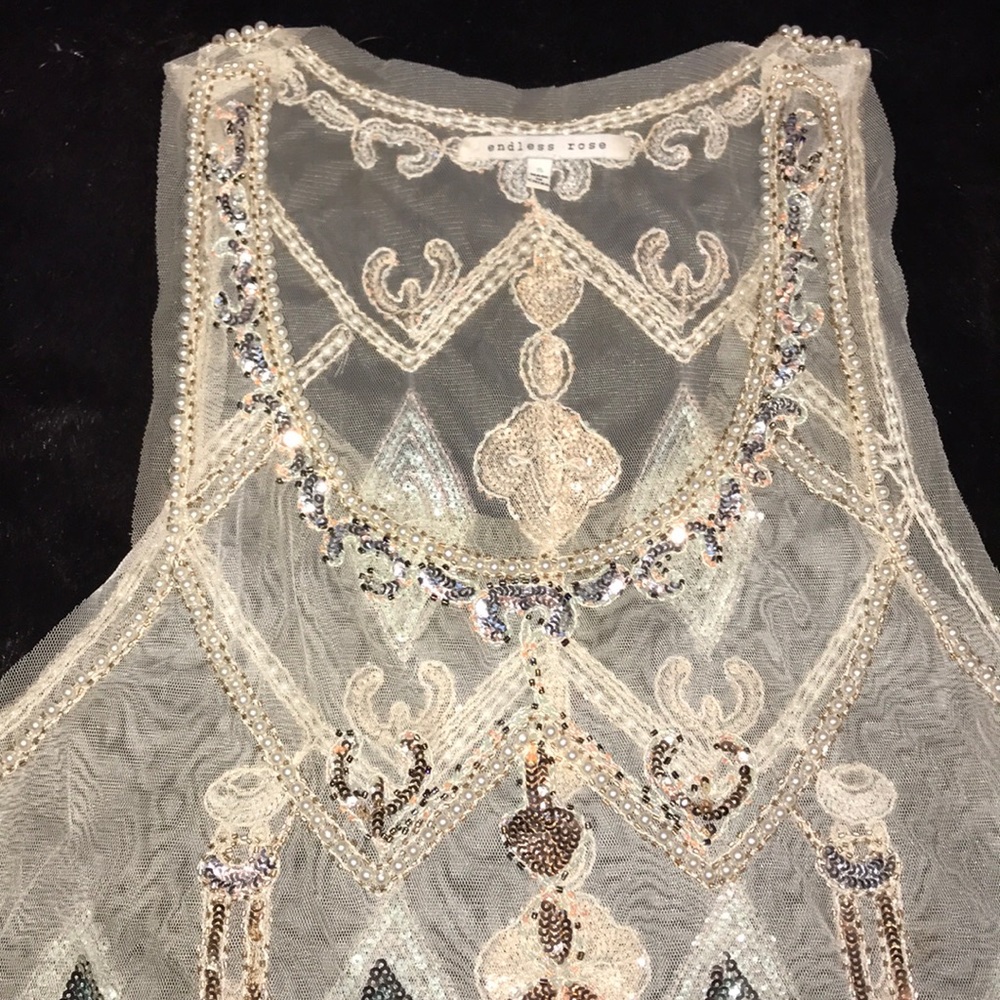 Top - Picture 3 of 4